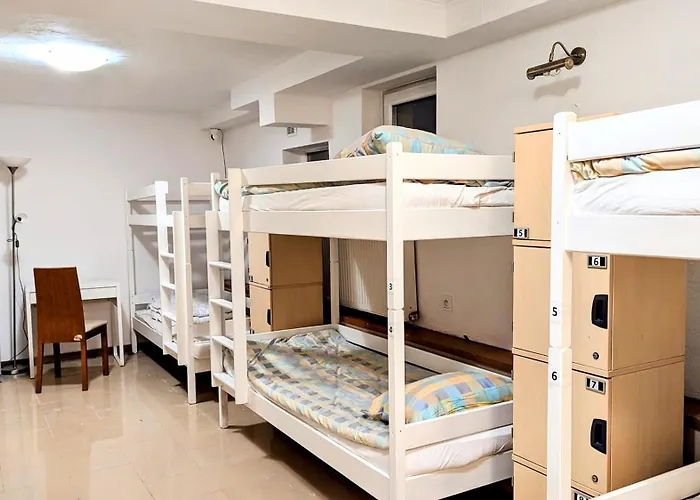 Ursus Hostel Mens Only - Self Check-In Warszawa